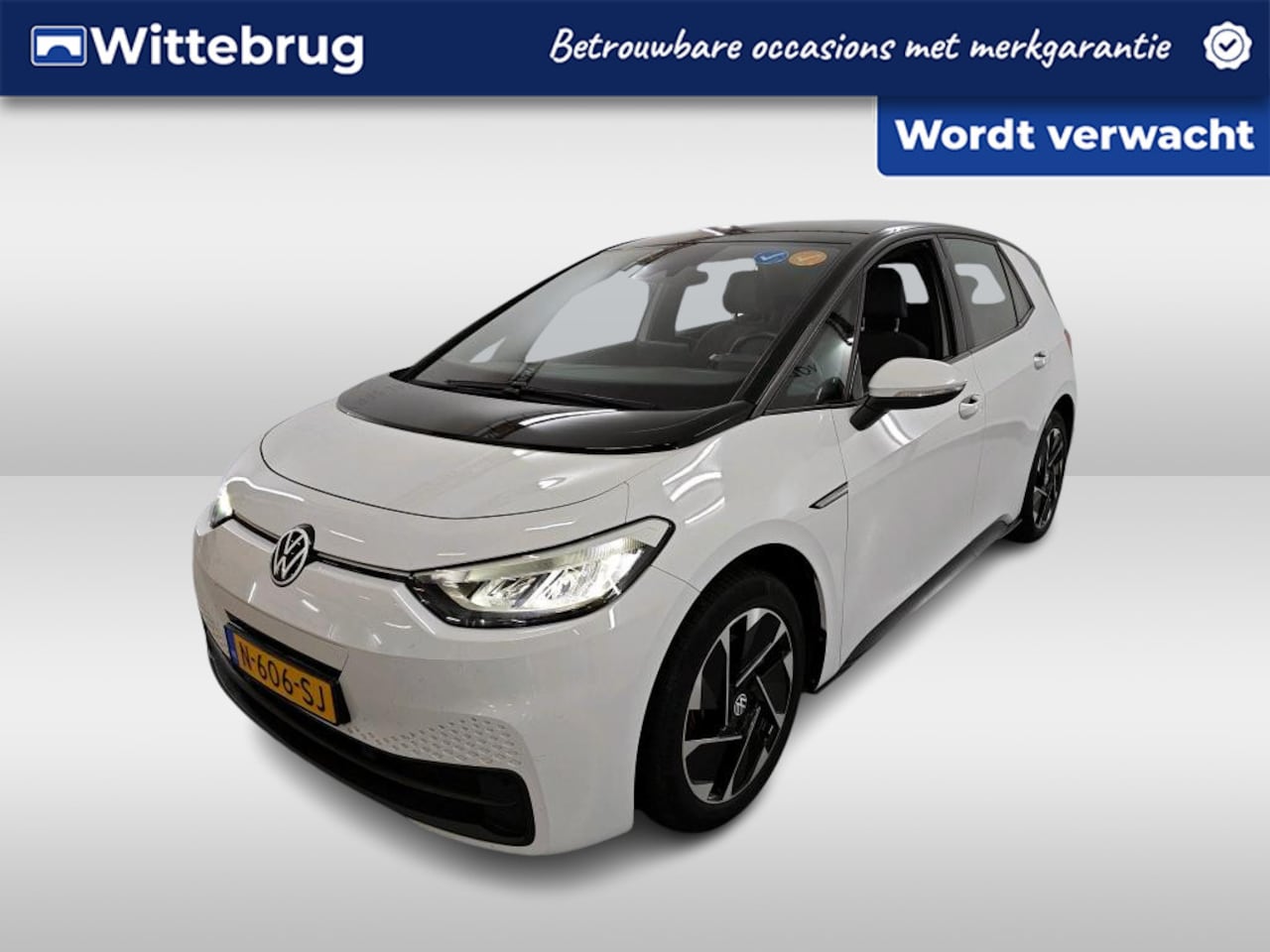 Volkswagen ID.3 - Pure 45 kWh / Navigatie / LM 18 inch / LED / Parkeersensoren / APP / Warmtepomp - AutoWereld.nl