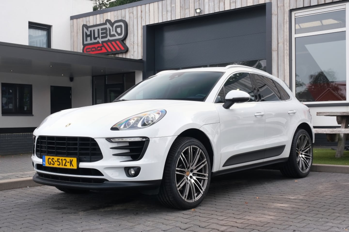 Porsche Macan - 3.0 S Origineel NL, Trekhaak, Luchtvering, Bose Muziek! - AutoWereld.nl