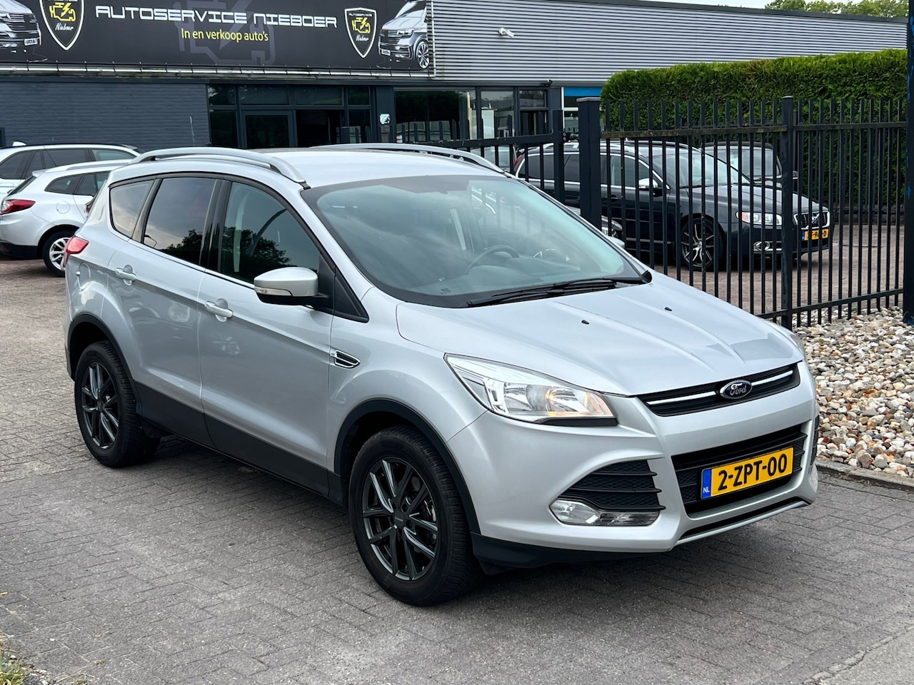 Ford Kuga - 1.5 Trend # Cruise # Pdc # Trekhaak # Nette auto! - AutoWereld.nl
