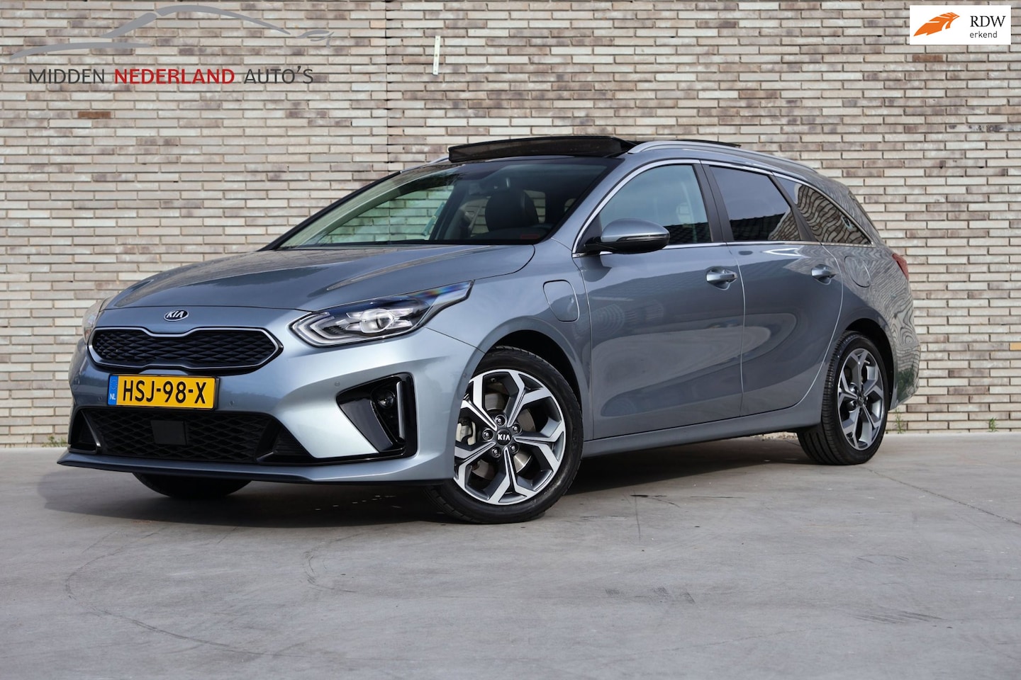 Kia Cee'd Sportswagon - Ceed 1.6 GDI PHEV ExecutiveLine * PANORAMA DAK * DEALER ONDERHOUDEN * STOEL KOELING/VERARM - AutoWereld.nl