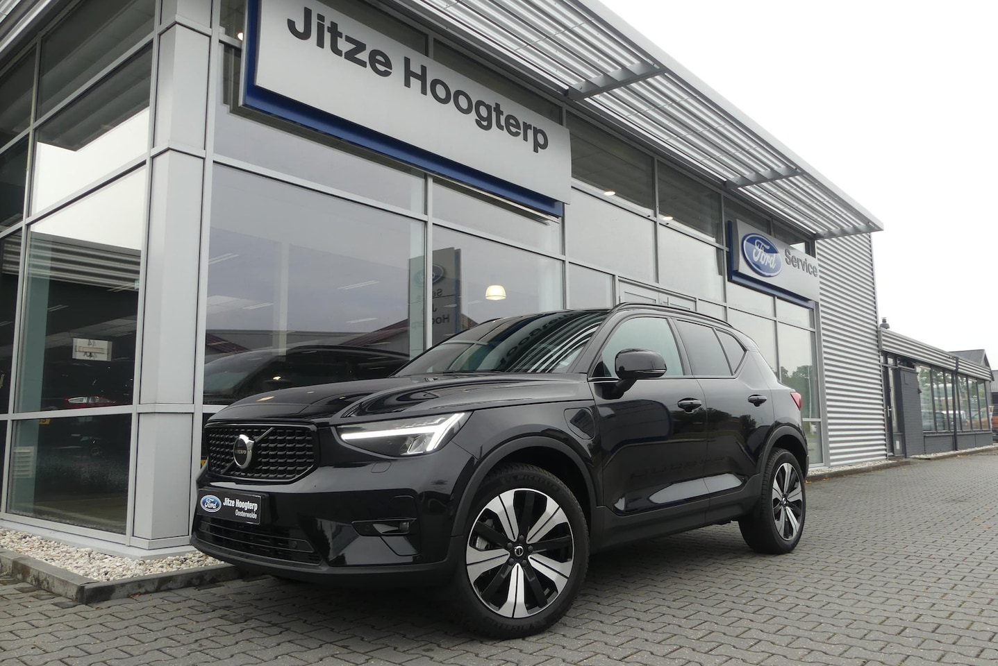 Volvo XC40 - 1.5 T5 Plug-in hybrid Plus Dark WINTER PACK, MEMORY, ADAPT. CRUISE, CLIMA, NAVI, CAMERA, P - AutoWereld.nl