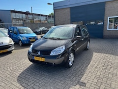 Renault Grand Scénic - 2.0-16V Privilège Lees tekst //Export