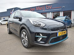 Kia e-Niro - DynamicLine 39 kWh , SOH 100 % , CLIMATR , CR CONTR , NAVI , LED KOPL ,