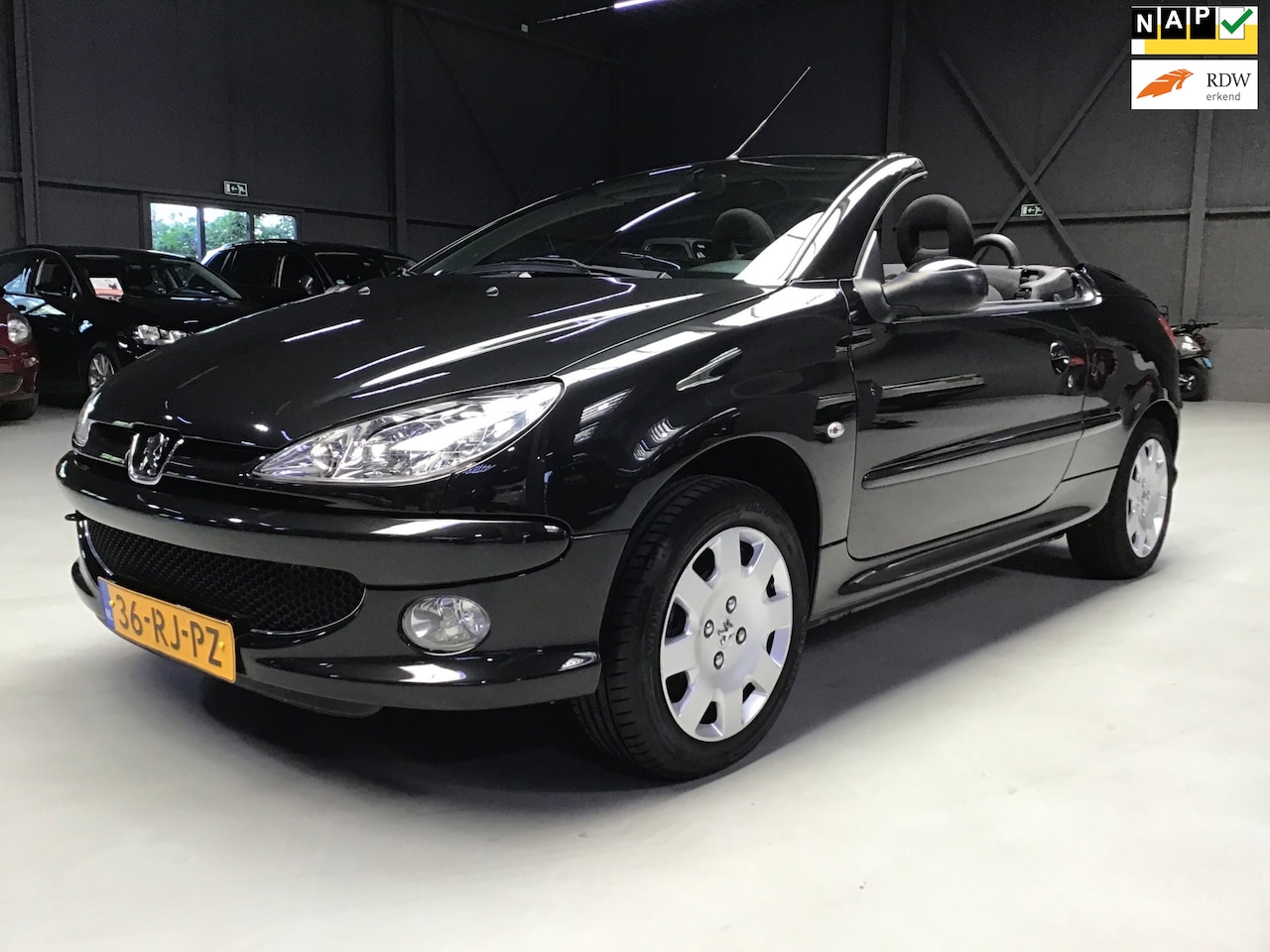 Peugeot 206 CC - 1.6-16V I Slechts 63xxxkm NAP I New Apk & Onderhoudsbeurt I Nl Auto I Elec Ramen I Mistlam - AutoWereld.nl