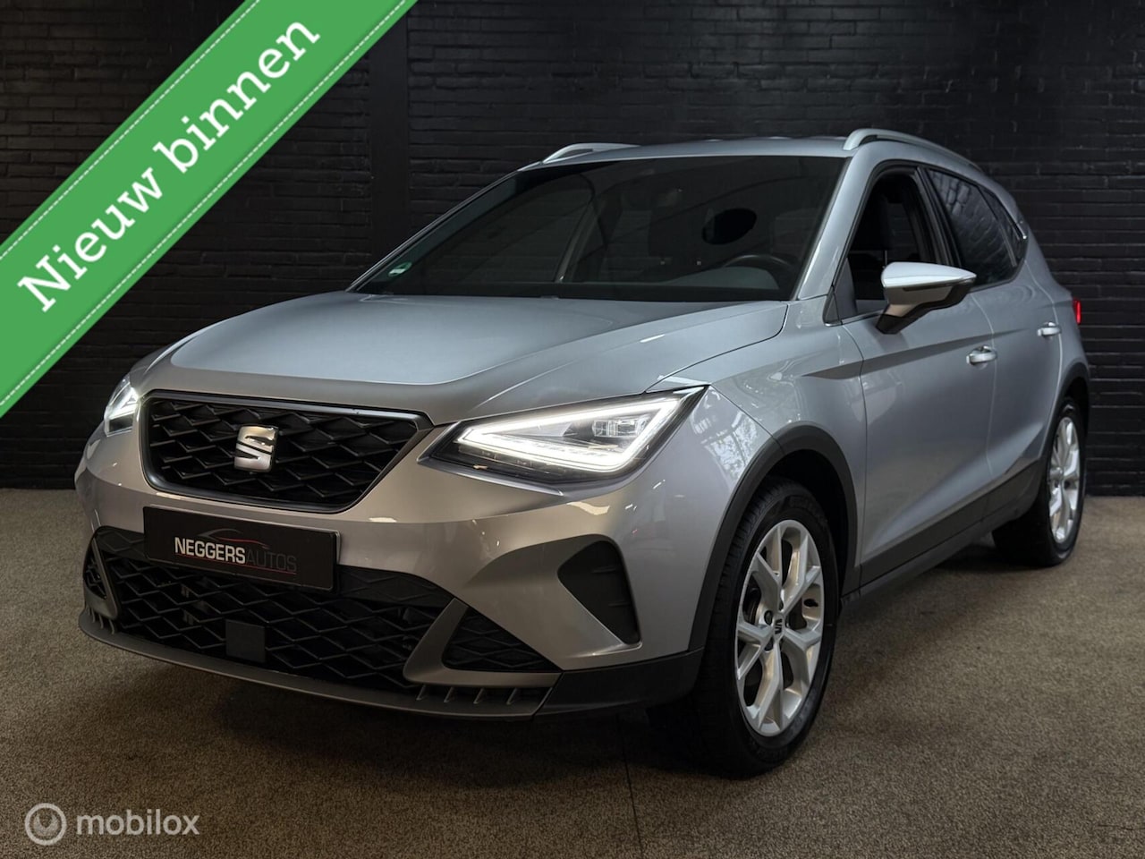 SEAT Arona - 1.0 TSI FR Xperience 1e EIG 110pk APPLE VIRTUEL - AutoWereld.nl