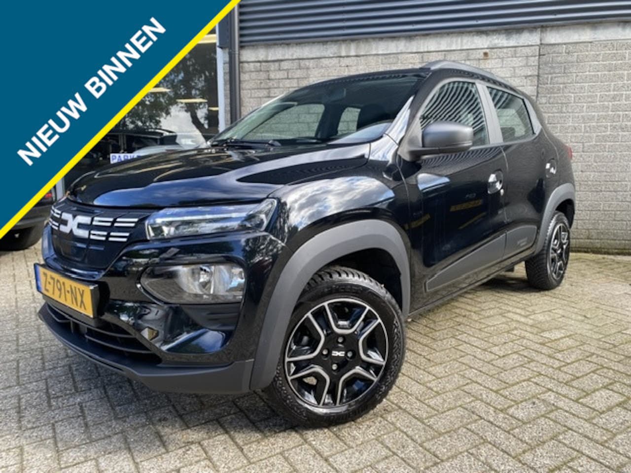 Dacia Spring - Expression CARPLAY/CAMERA/DAB - AutoWereld.nl
