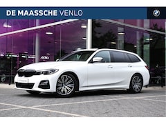 BMW 3-serie Touring - 330i M Sport Automaat / Sportstoelen / Active Cruise Control / M Sportonderstel / Live Coc