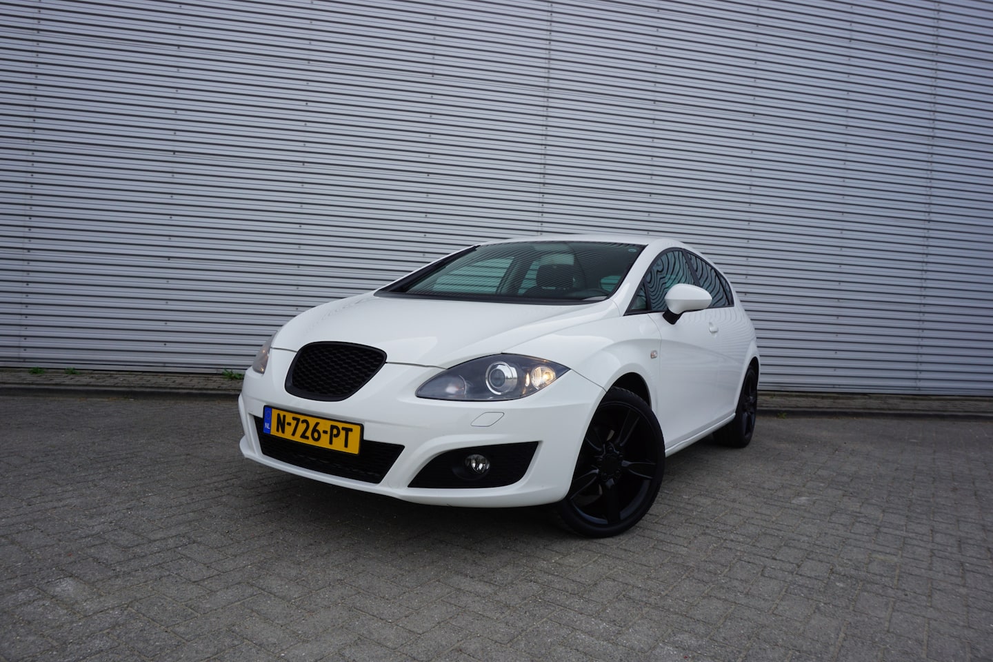 SEAT Leon - 1.4 TSI Reference Airco / Navi / Cruise / Camera / Stoelverw. / Carplay / Lm velgen - AutoWereld.nl