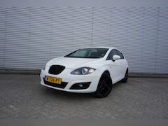 SEAT Leon - 1.4 TSI Reference Airco / Navi / Cruise / Camera / Stoelverw. / Carplay / Lm velgen