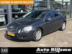 Volvo S60 - 1.6 T3 Summum incl nwe apk en onderhoudsbeurt