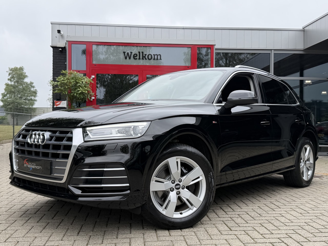 Audi Q5 - 50 TFSI-e QUATTRO AUT *!* S-LINE *!* VIRTUAL/ NAVI/ CARPLAY/ LED/ TREKHAAK/ 84 DKM *!* - AutoWereld.nl