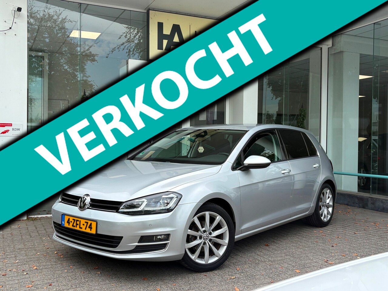 Volkswagen Golf - 1.2 TSI Business|Distr.VV|Massage|Vol opties!| - AutoWereld.nl