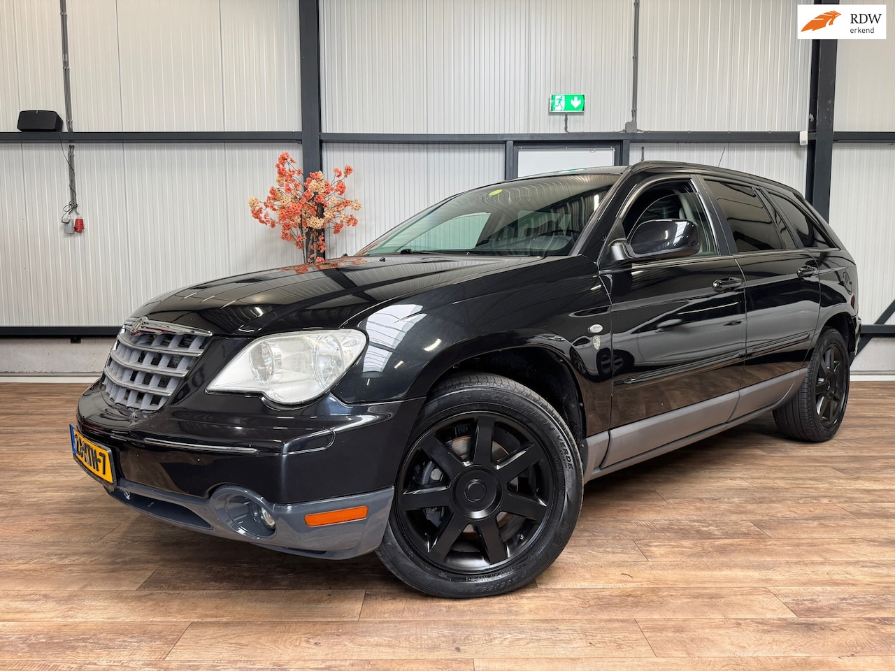 Chrysler Pacifica - 4.0 V6 / LEDER / CRUISE / EXPORT PRIJS / - AutoWereld.nl