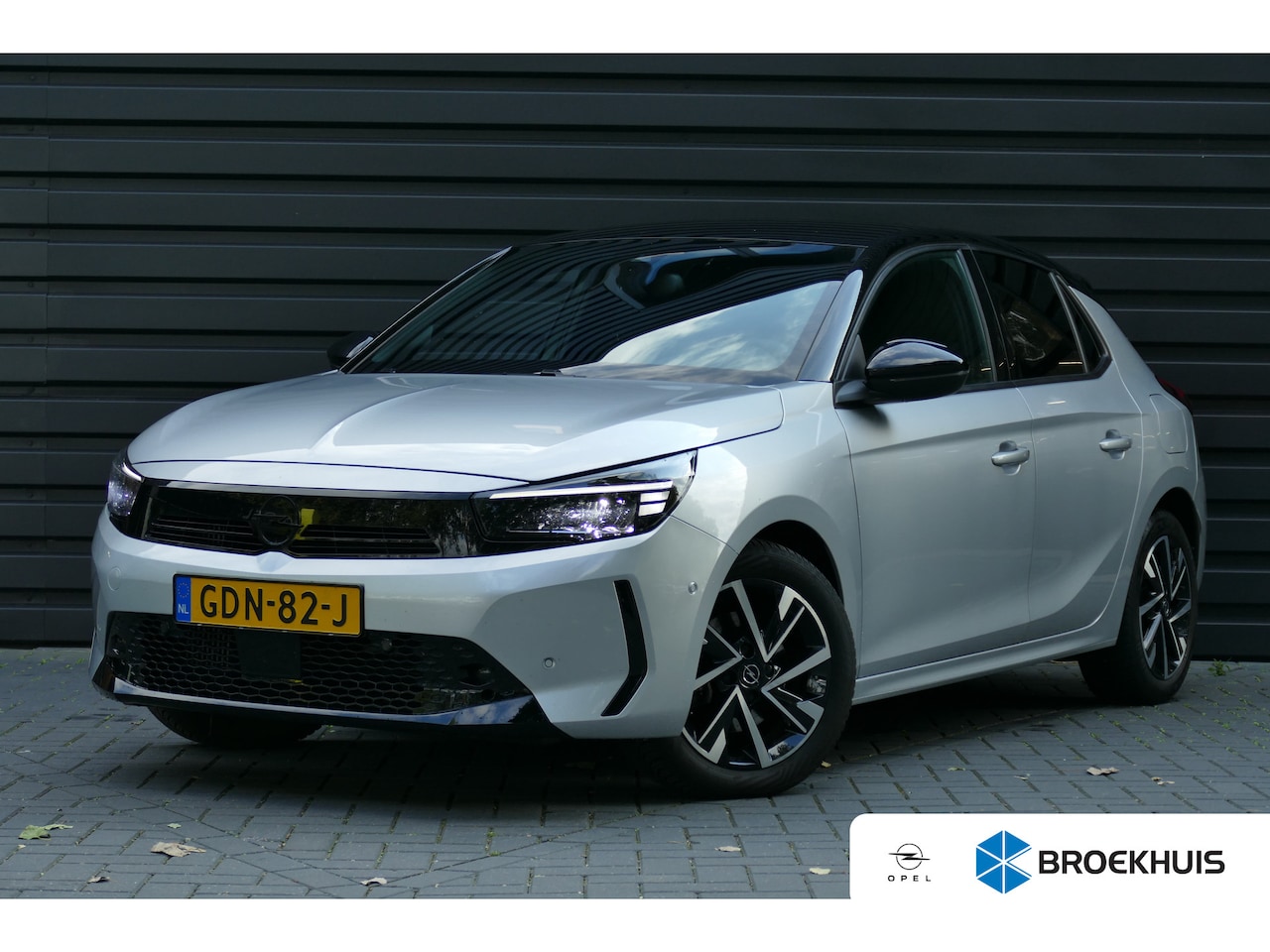 Opel Corsa - 1.2 TURBO HYBRID 100PK AUTOMAAT / CAMERA / KEYLESS / LED / 16"LMV / NAVI / CLIMA / PDC / B - AutoWereld.nl