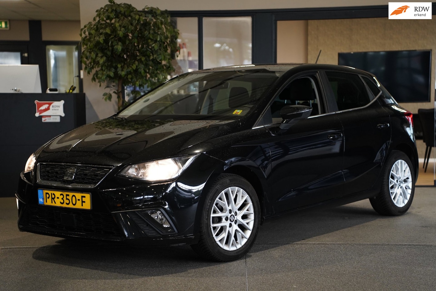 SEAT Ibiza - 1.0 TSI Style Navi Apple Carplay Pdc Cruise Climate - AutoWereld.nl