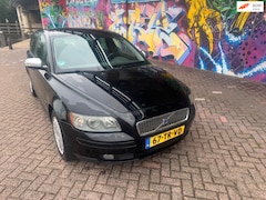 Volvo V50 - 2.0 Edition II Sport nette auto airco rijd heerlijk apk jan 2027 fijne gezins auto