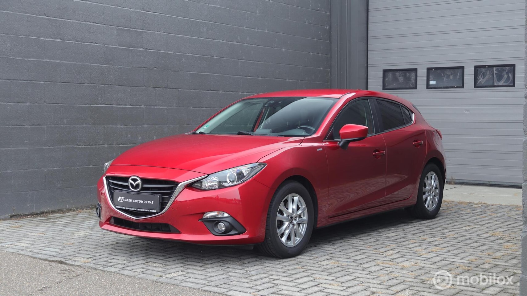 Mazda 3 - 2.0 Skyactive Center Line | Navi | PDC | Trekhaak | - AutoWereld.nl