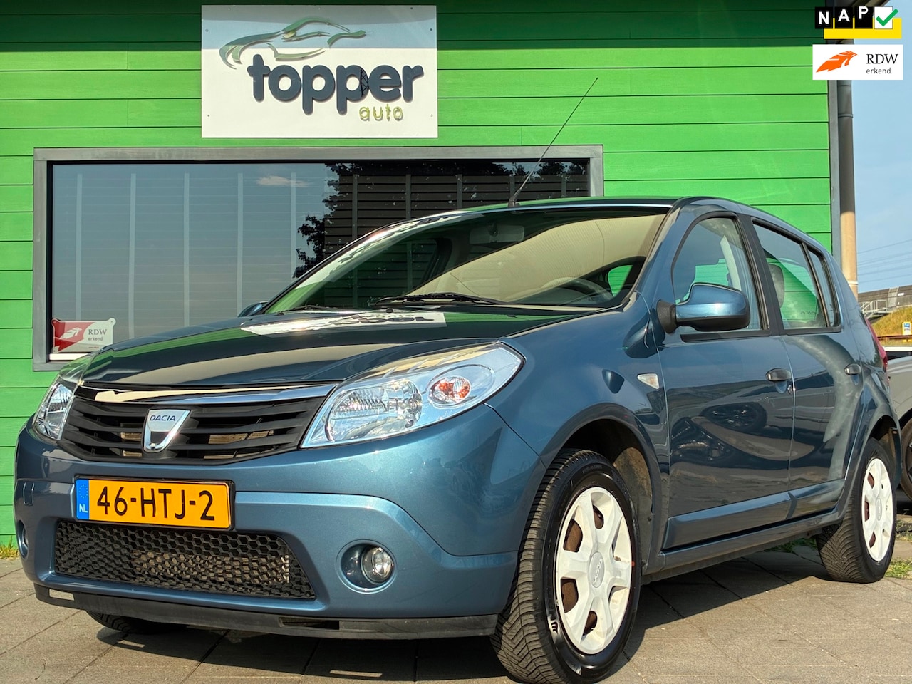 Dacia Sandero - 1.4 Lauréate|1e Eigenaar|Airco|Elektr.ramen|Bluetooth|NAP| - AutoWereld.nl
