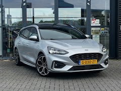 Ford Focus - 1.0 ECOB. ST L. BNS, Pano, Trekhaak, NAP