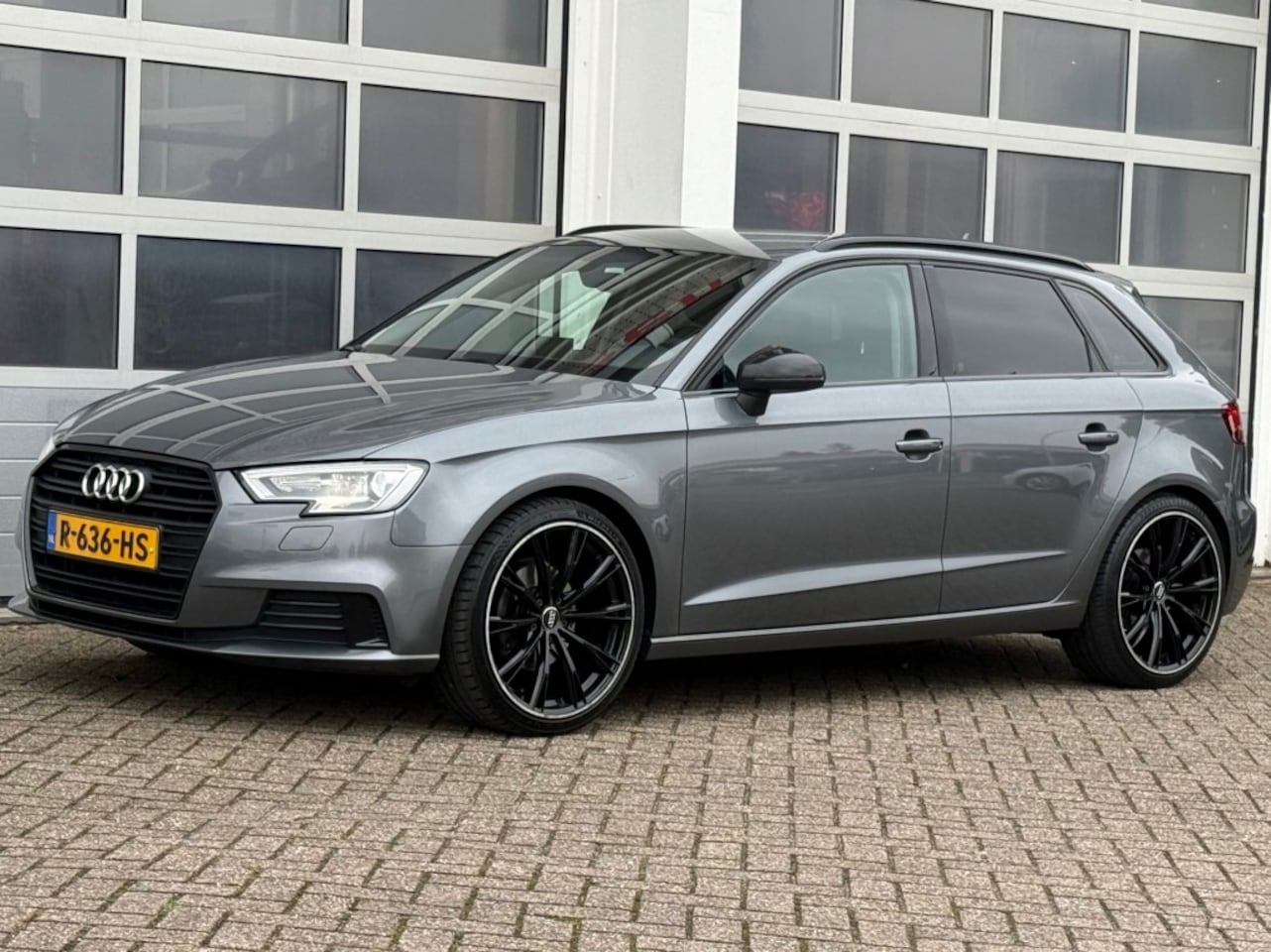 Audi A3 - 1.5 TSI 150PK ProLine Aut. Xenon Navi Stoelverw Trekhaak - AutoWereld.nl