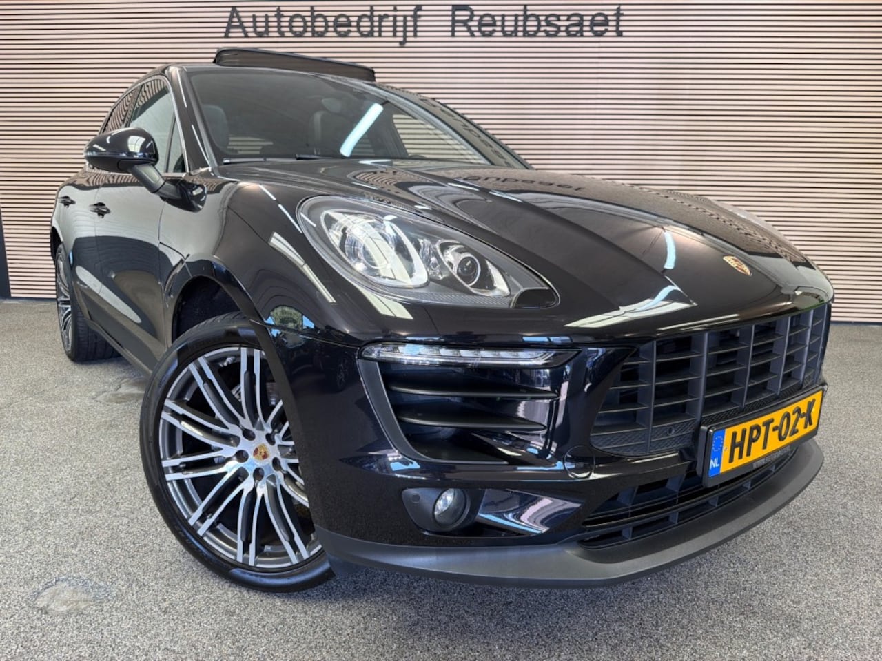 Porsche Macan - 2.0 Sport Chrono Panodak CarPlay Leder Cruise Navi Incl 12Mnd Garantie - AutoWereld.nl