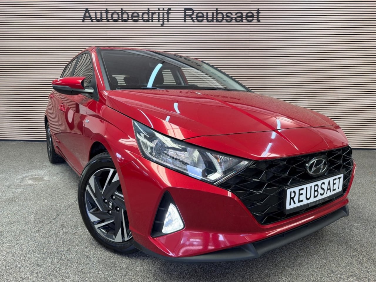 Hyundai i20 - 1.0 T-GDI Comfort 48v Carplay Camera Stoelver, Airco Cruise Incl 12Mnd Garantie - AutoWereld.nl