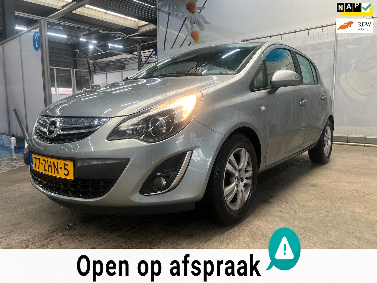 Opel Corsa - 1.2 Anniversay Edition LPG / Airco/ 5DRS/ Trekhaak/Multimedia - AutoWereld.nl