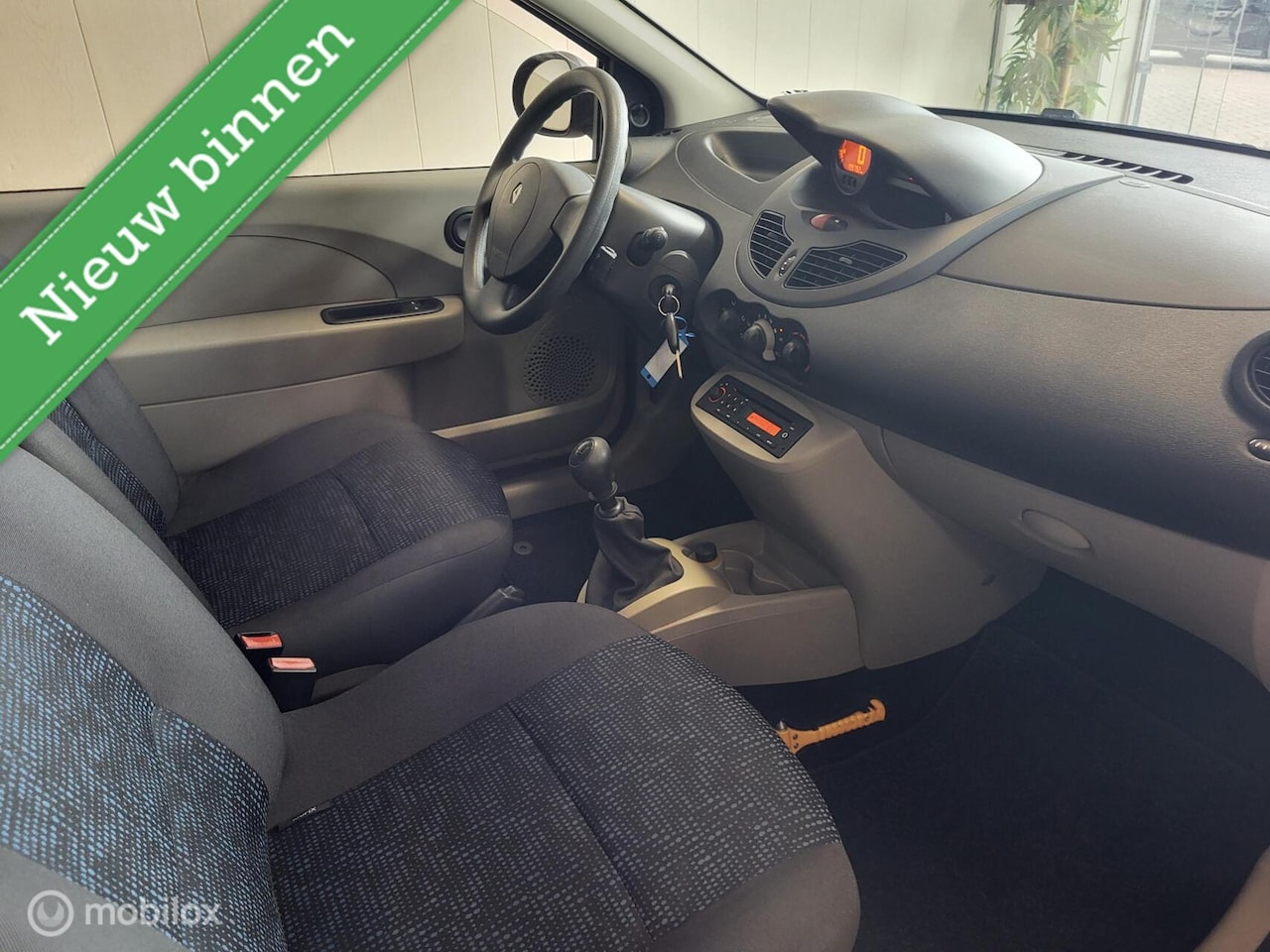 Renault Twingo - 1.2 Dynamique *NL, NWE APK EN DISTR.RIEM, RIJKLAARPRIJS!*