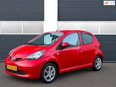 Toyota Aygo - 1.0-12V + |APK| Elekt|Aux|