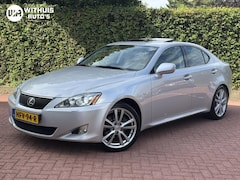 Lexus IS - 250 AdaptiveCruise MarkLevinson CarPlay
