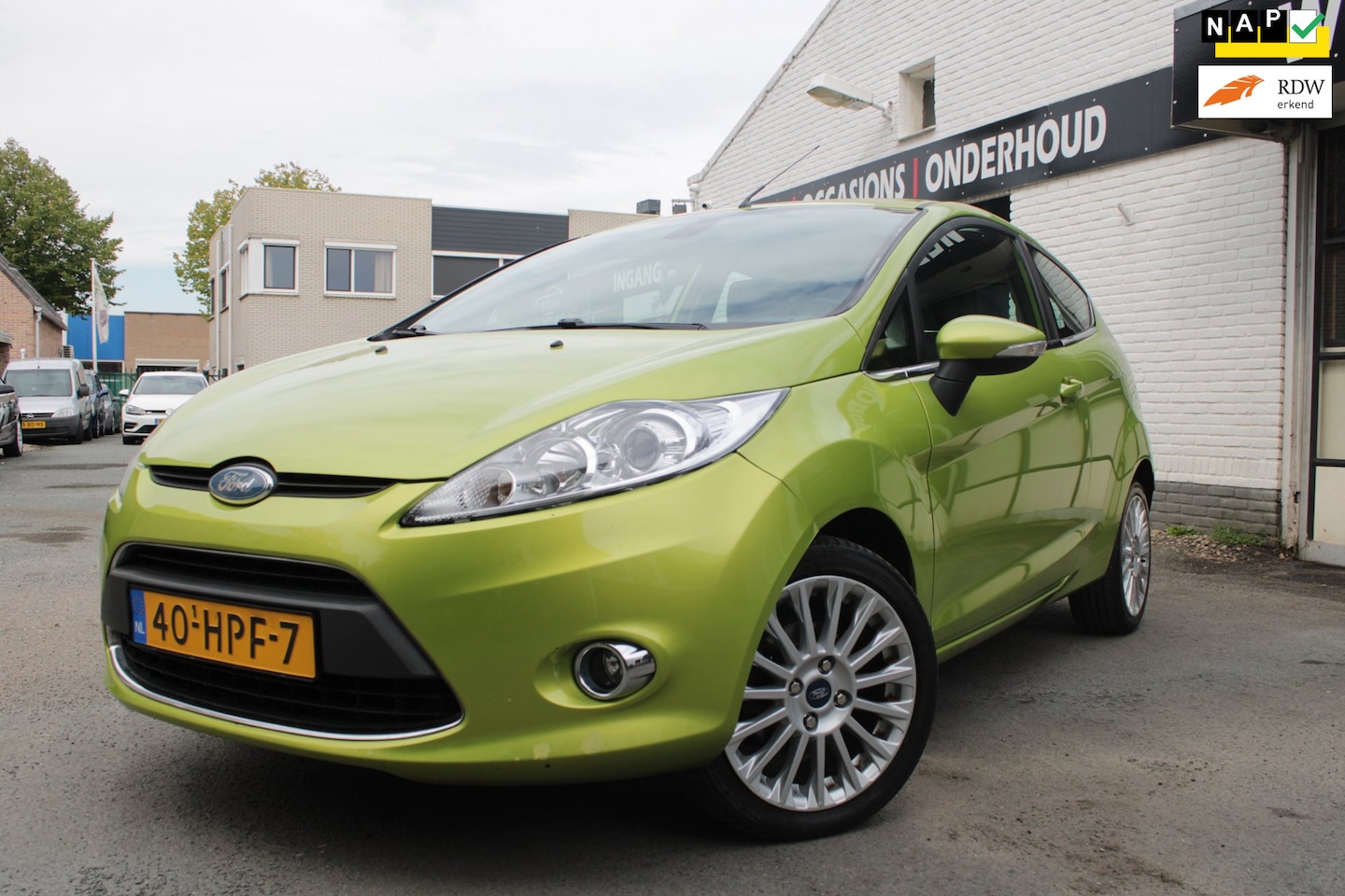 Ford Fiesta - 1.25 Titanium |Airco | Cruise Control | Elec ramen | Parkeer sensor | Lm velgen - AutoWereld.nl