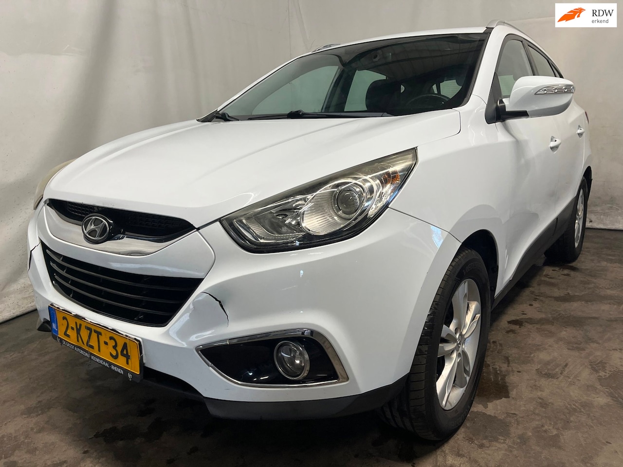 Hyundai ix35 - 2.0i Active SCHADEAUTO!!! - AutoWereld.nl