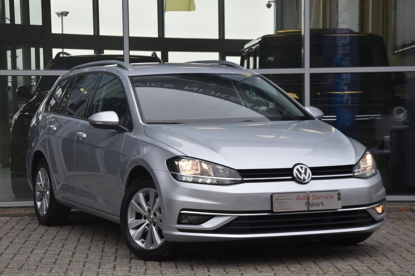 Volkswagen Golf Variant - 1.6 TDI Highline Airco Navigatie Elek. Ramen Cruise - AutoWereld.nl