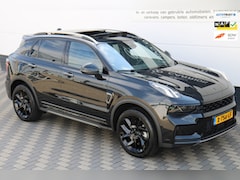Lynk & Co 01 - 1.5 PHEV Black Pack Zwarte Hemel 360° NAP BTW