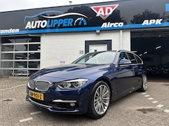 BMW 3-serie Touring - 318i Luxury Edition /Automaat/Nieuwe apk bij aflevering/schuifdak/Lm velgen/Trekhaak/Leder