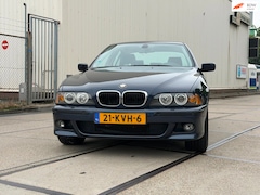 BMW 5-serie - 530i E39 Automaat Xenon/19inc Breedset Apk