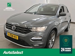Volkswagen T-Roc - 1.5 TSI 150pk Automaat Style Business | Trekhaak | ECC | Camera | PDC | Extra getint glas