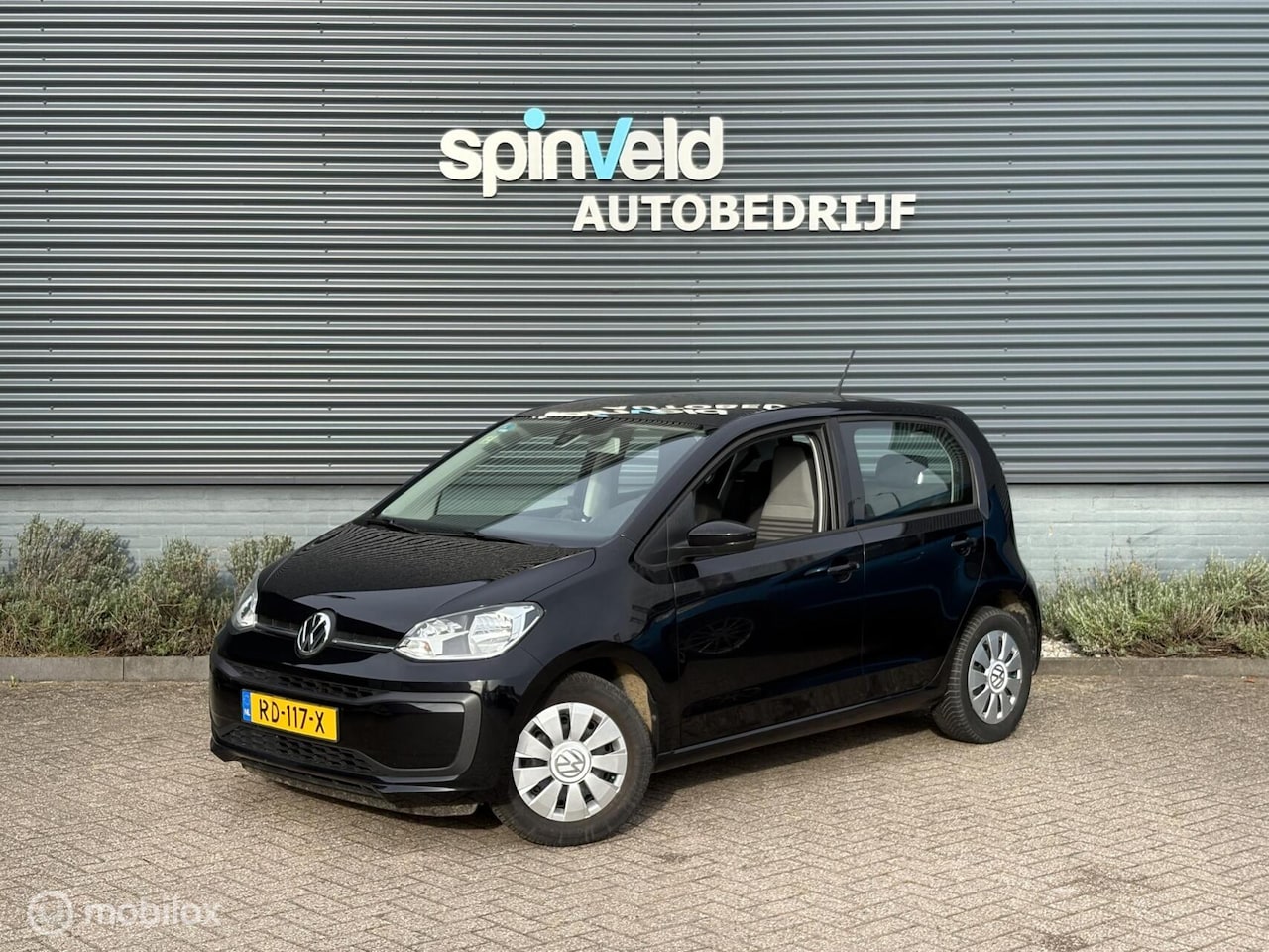 Volkswagen Up! - 1.0 BMT move up! - Airco - Centrale deurvergrendeling - Led - - AutoWereld.nl