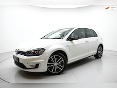 Volkswagen Golf - 1.4 TSI GTE LEER SFEERV CAMERA CARPLAY