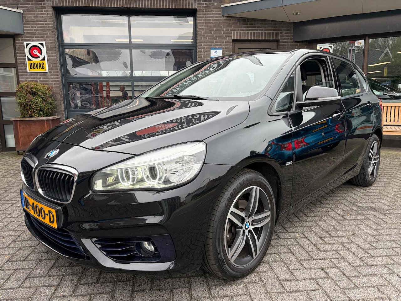 BMW 2-serie Active Tourer - (f45) 216i Executive Trekhaak - AutoWereld.nl