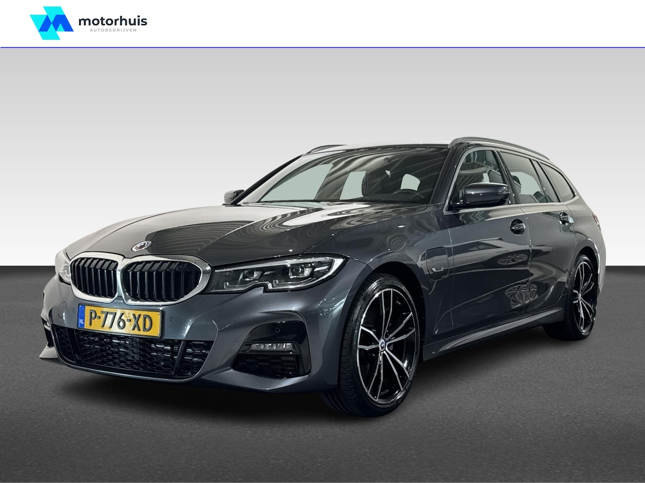 BMW 3-serie Touring - 320e Business Edition Plus | Apple Carplay/Android Auto | BMW M 50 Jahre | Keyless entry - AutoWereld.nl