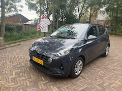 Hyundai i10 - 1.0 Comfort carplay. zijn altijd de goedkoopste met de beste Vakgarage BOVAG service