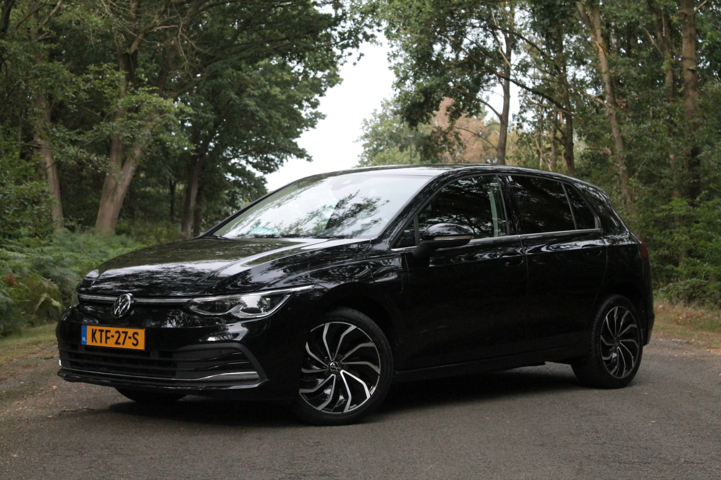 Volkswagen Golf - 1.4 eHybrid Style | IQ | Carplay | Ambient | Travel Ass. - AutoWereld.nl