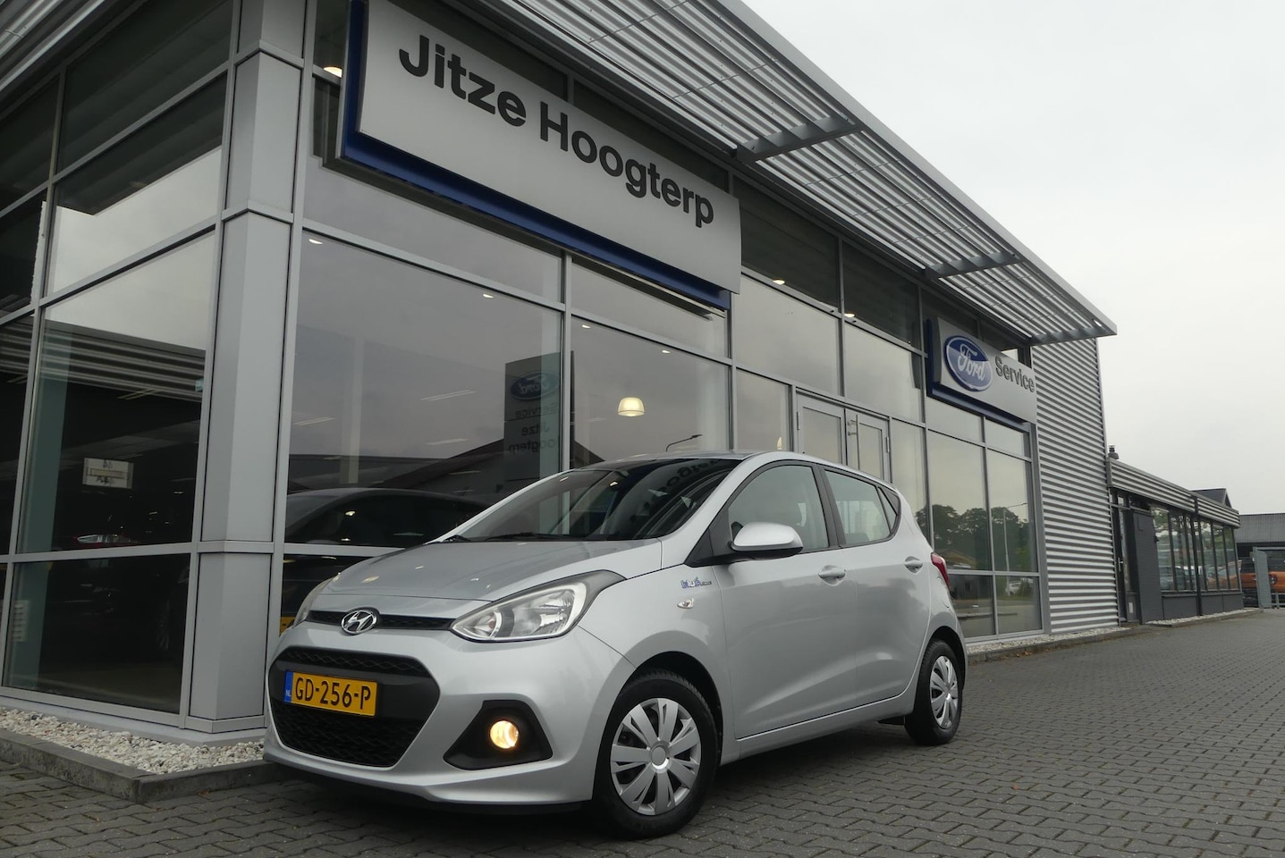 Hyundai i10 - 1.0i i-Motion Comfort TREKHAAK, CRUISE, CLIMA, ELEKT. RAMEN, 65.462KM - AutoWereld.nl