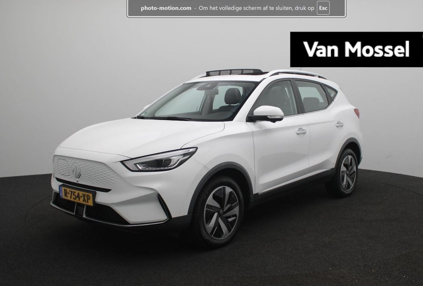 MG MG ZS EV - Long Range Luxury 70 kWh | Apple Carplay/Android Auto | Panoramadak | Cruise Control | Sto - AutoWereld.nl