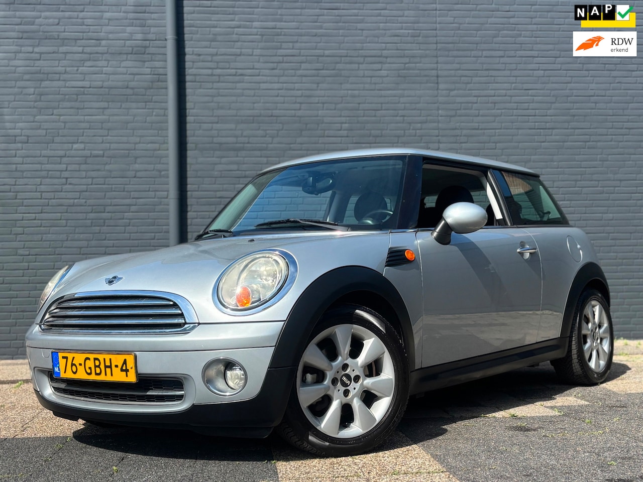 MINI 3-Deurs - 1.4 One Pepper | Airco | NAP - AutoWereld.nl