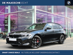 BMW 3-serie Touring - 330e M Sport Automaat / Panoramadak / Trekhaak / Sportstoelen / Adaptieve LED / Comfort Ac