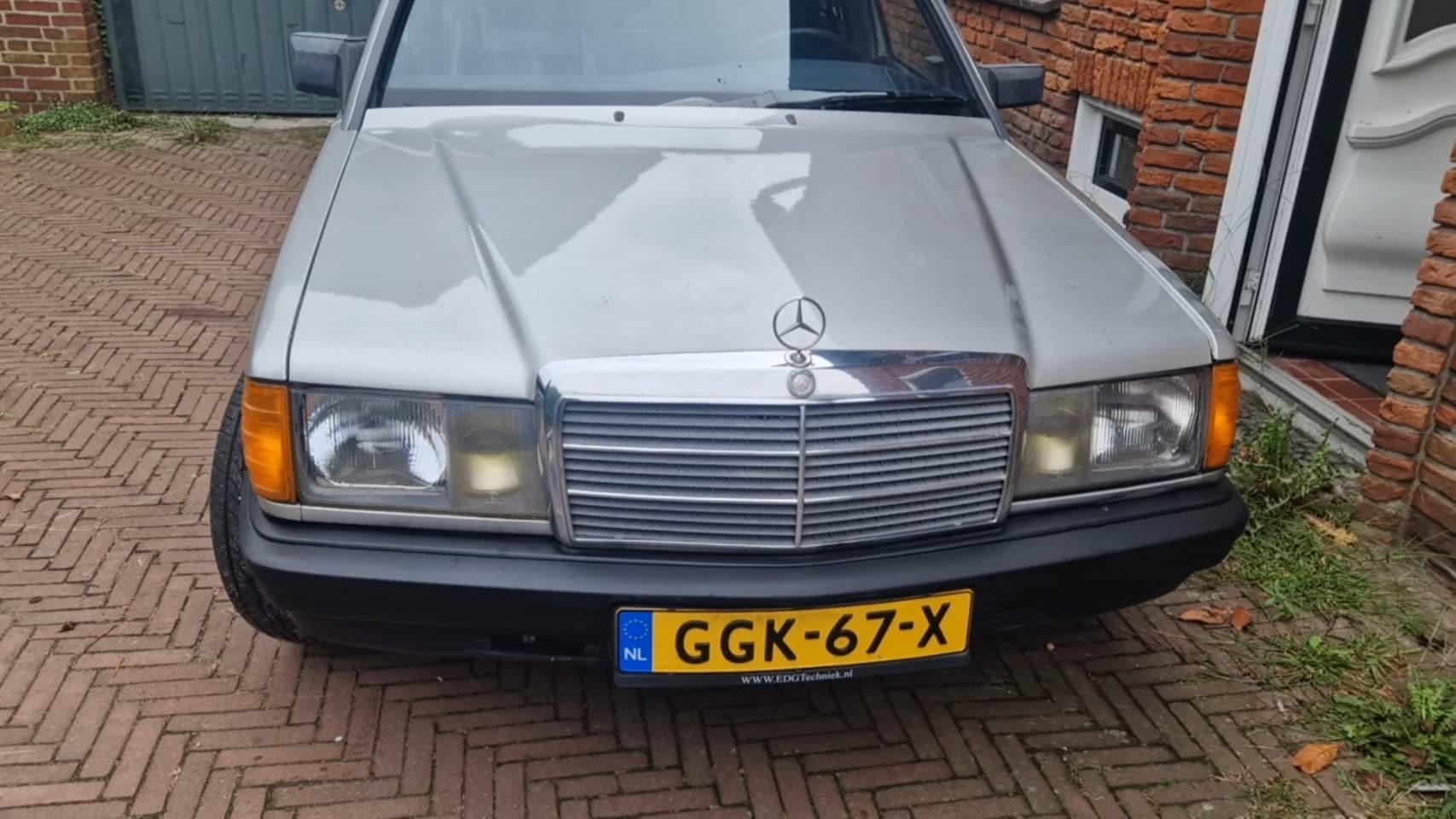 Mercedes-Benz 190-serie - 2.0 E - AutoWereld.nl