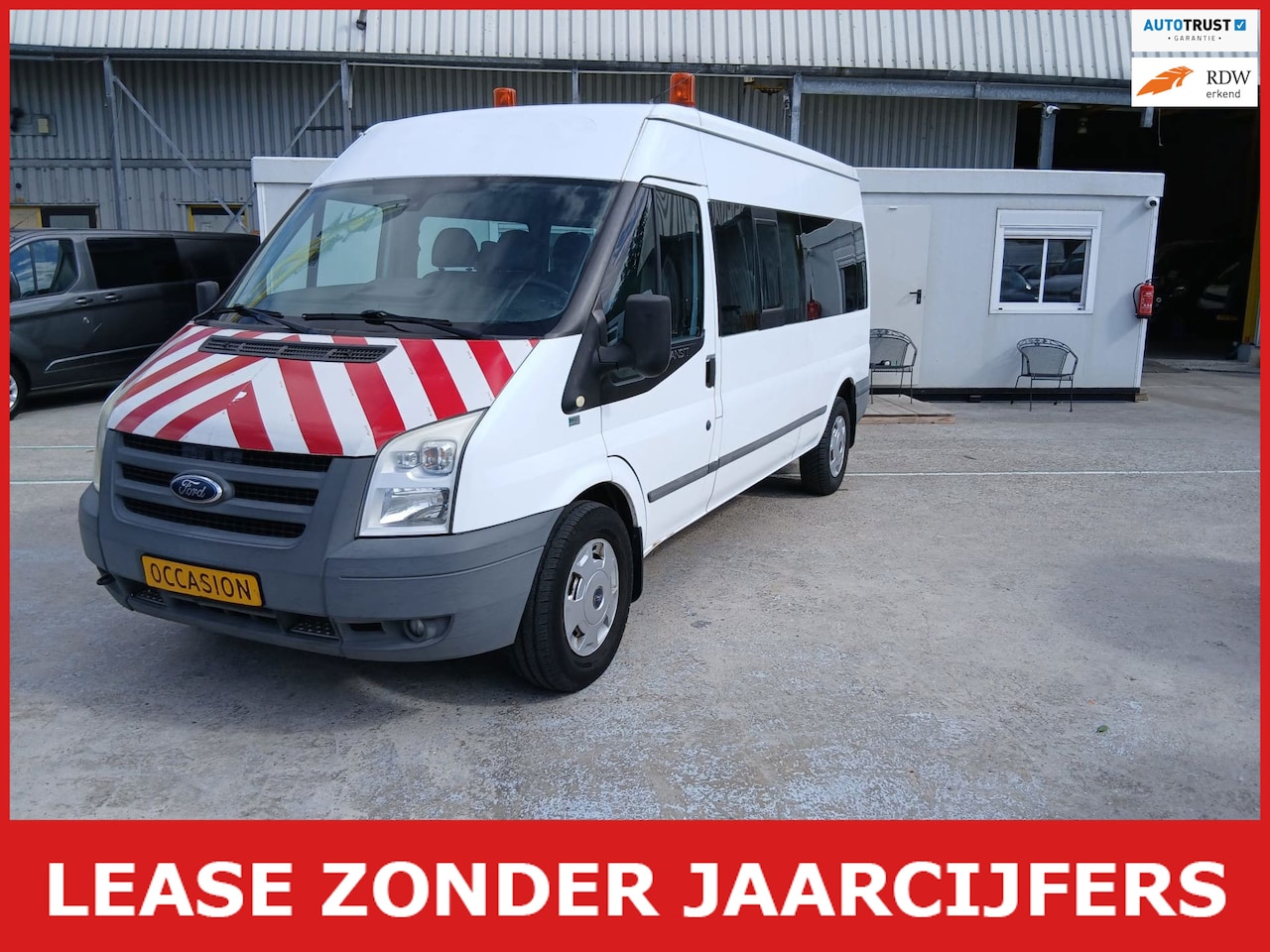 Ford Transit Tourneo - 350L 2.2 TDCI l 3 h tourneo 9 persoons - AutoWereld.nl
