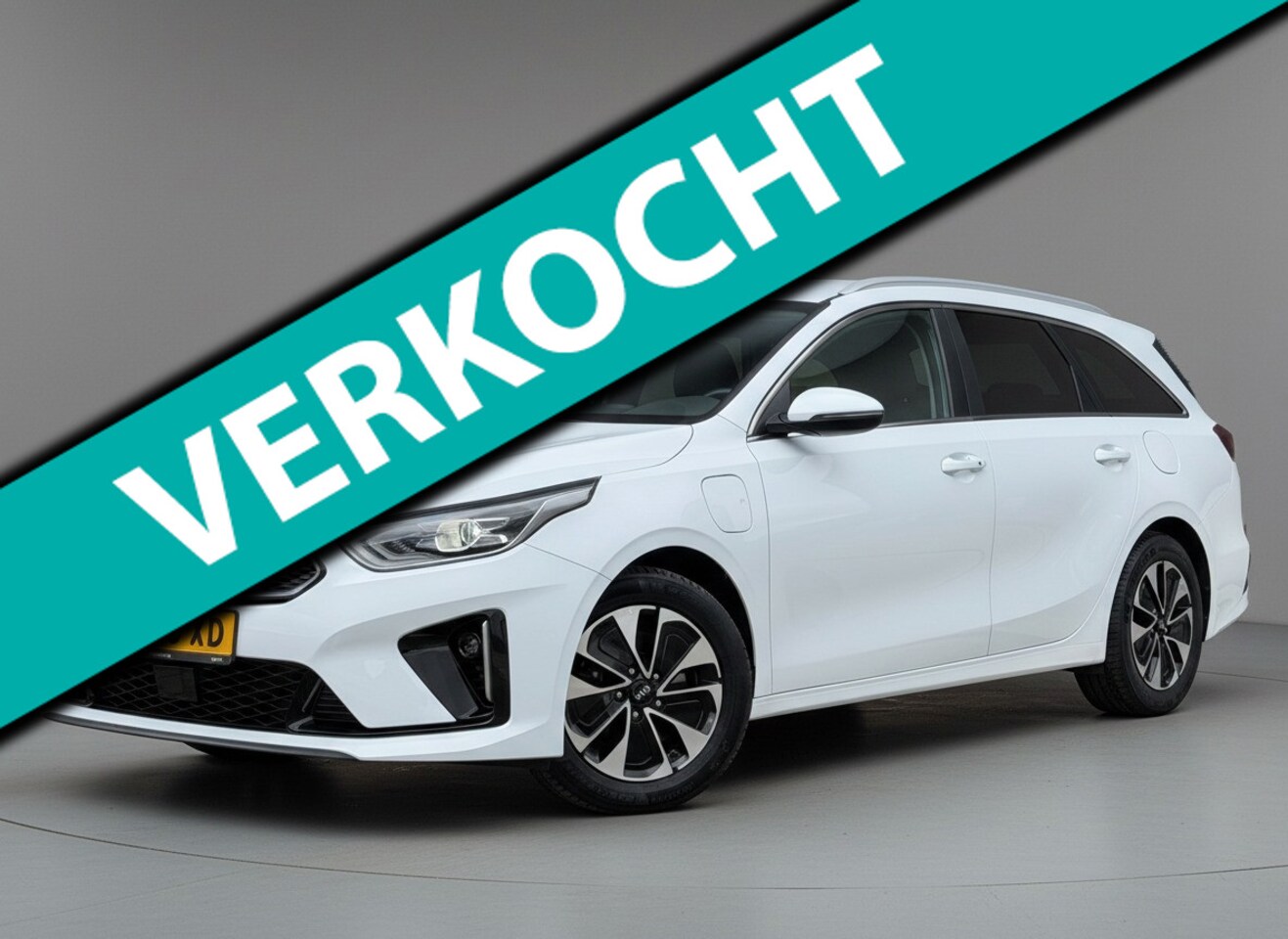 Kia Cee'd Sportswagon - Ceed 1.6 GDI PHEV DynamicPlusLine|SOH 100%|Adaptive|Stoel/stuurverwarming|Trekhaak - AutoWereld.nl